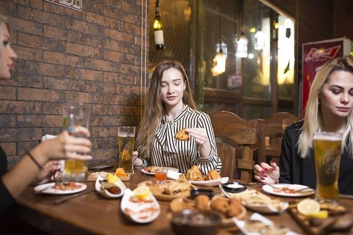 Baku Pub Experience ( All inclusive )