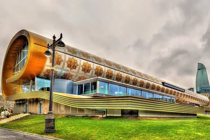 Baku City Tour (4-Hours): Top 30 Historical & Modern Highlights